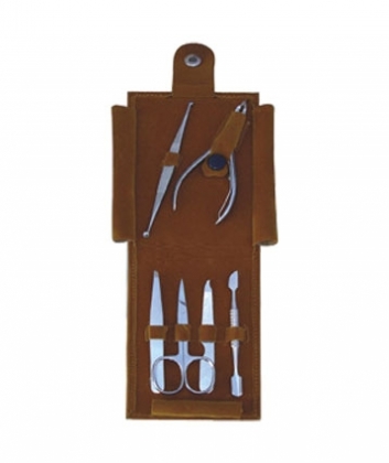 MANICURE KITS